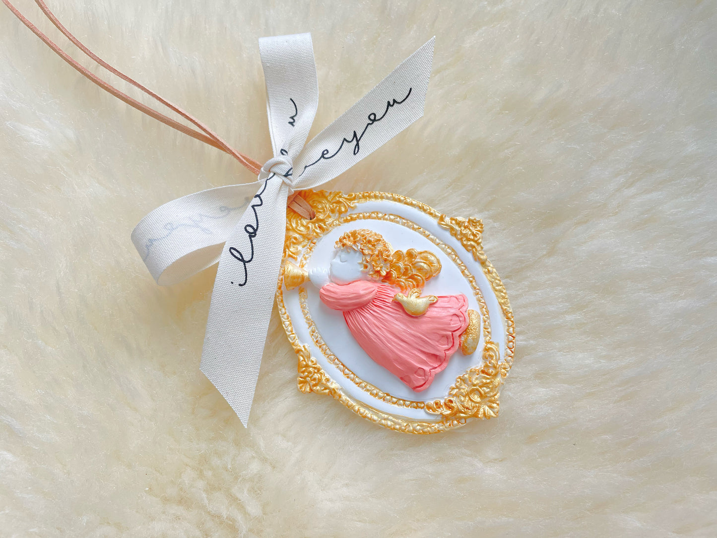Angel with Horn Hanging Aroma