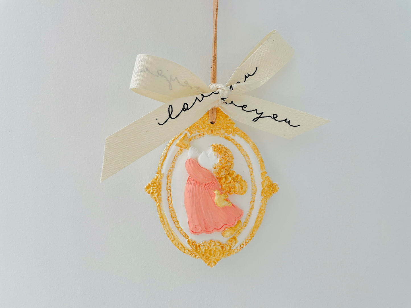 Angel with Horn Hanging Aroma