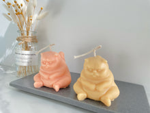 Load image into Gallery viewer, Grumpy Chubby Cat Candle
