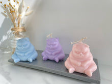 Load image into Gallery viewer, Grumpy Chubby Cat Candle
