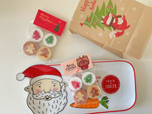 Load image into Gallery viewer, Christmas Tealight Candle Set
