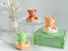 Load image into Gallery viewer, Bear Ride Duckie Candle
