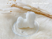 Load image into Gallery viewer, Maltese/Shih Tzu Puppy Pillar Candle
