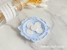 Load image into Gallery viewer, Vintage Flower Framed Candle Tray/Jewellery Display

